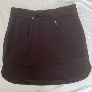Rachel Zoe Black Athletic Mini Skirt Size Medium